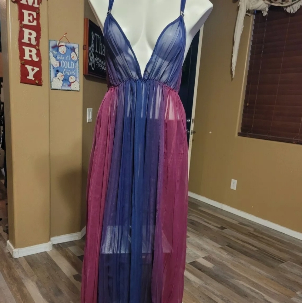 Valerie Stevens Purple Blue Ombre Satin Long Nightgown 100% Polyester 